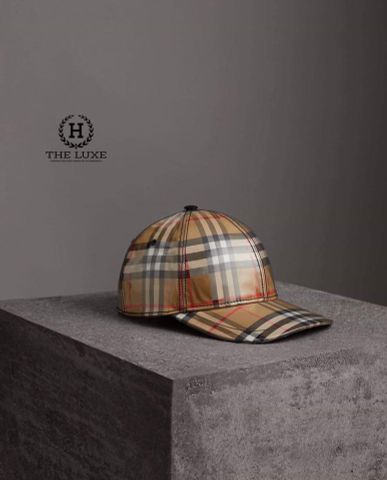  BURBERRY Laminated Vintage Check Baseball Cap 