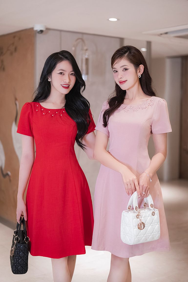 ĐẦM CỔ TRÒN NGỌC TRAI 3479