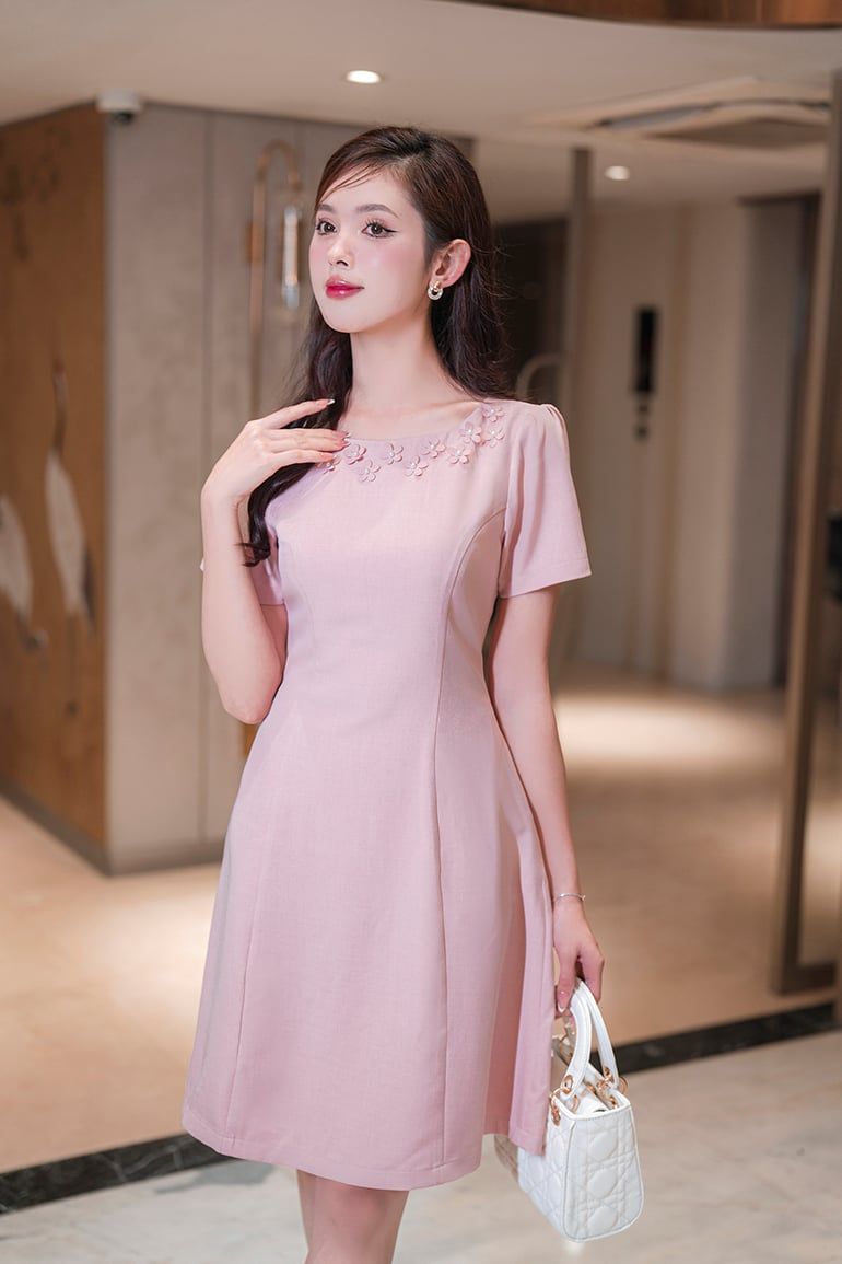 ĐẦM CỔ TRÒN NGỌC TRAI 3479