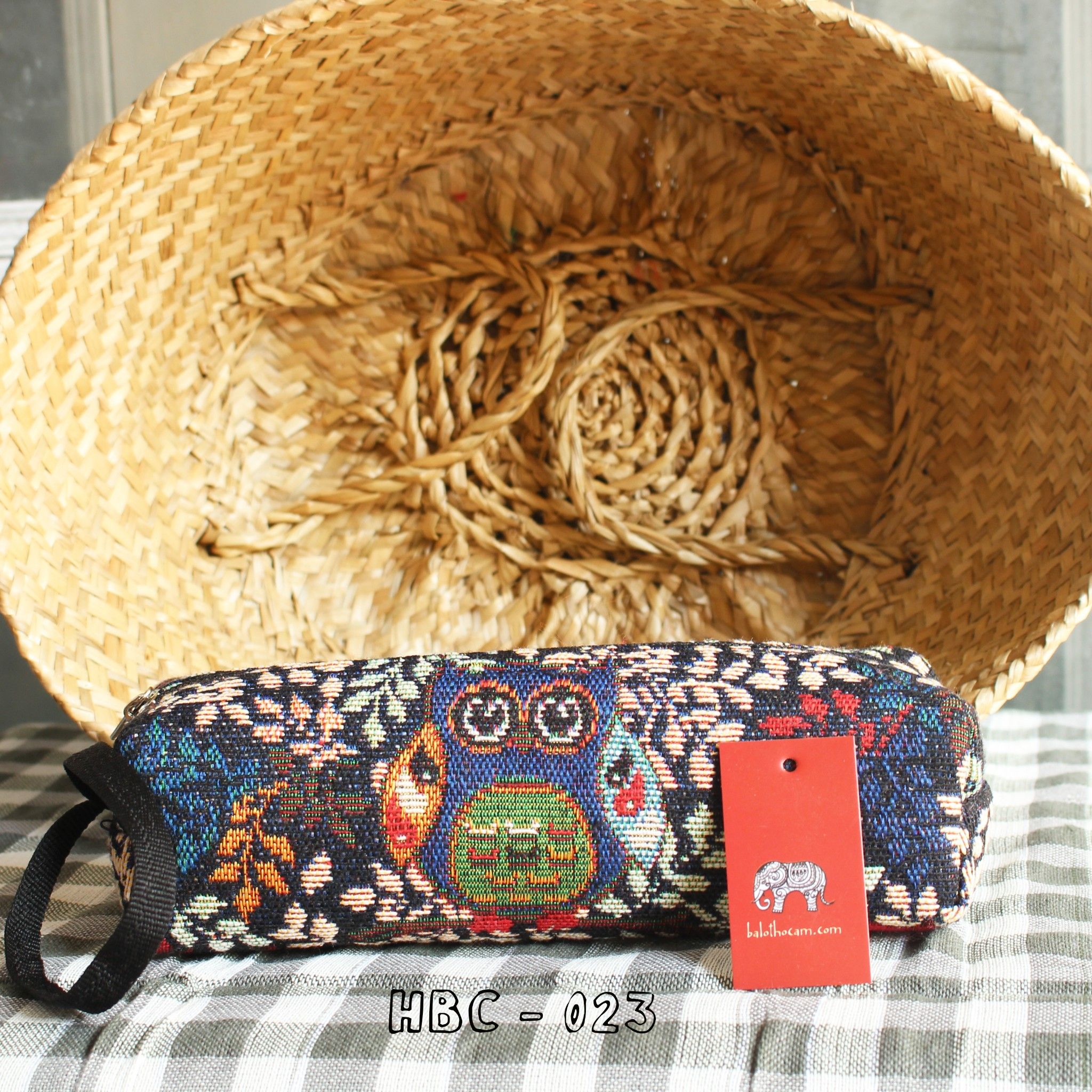 Hộp Bút Cú (HBC023)
