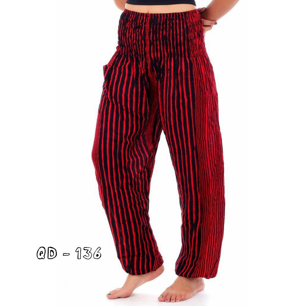 Quần Dài Form Rộng Sọc Đỏ Đen (QD136)
