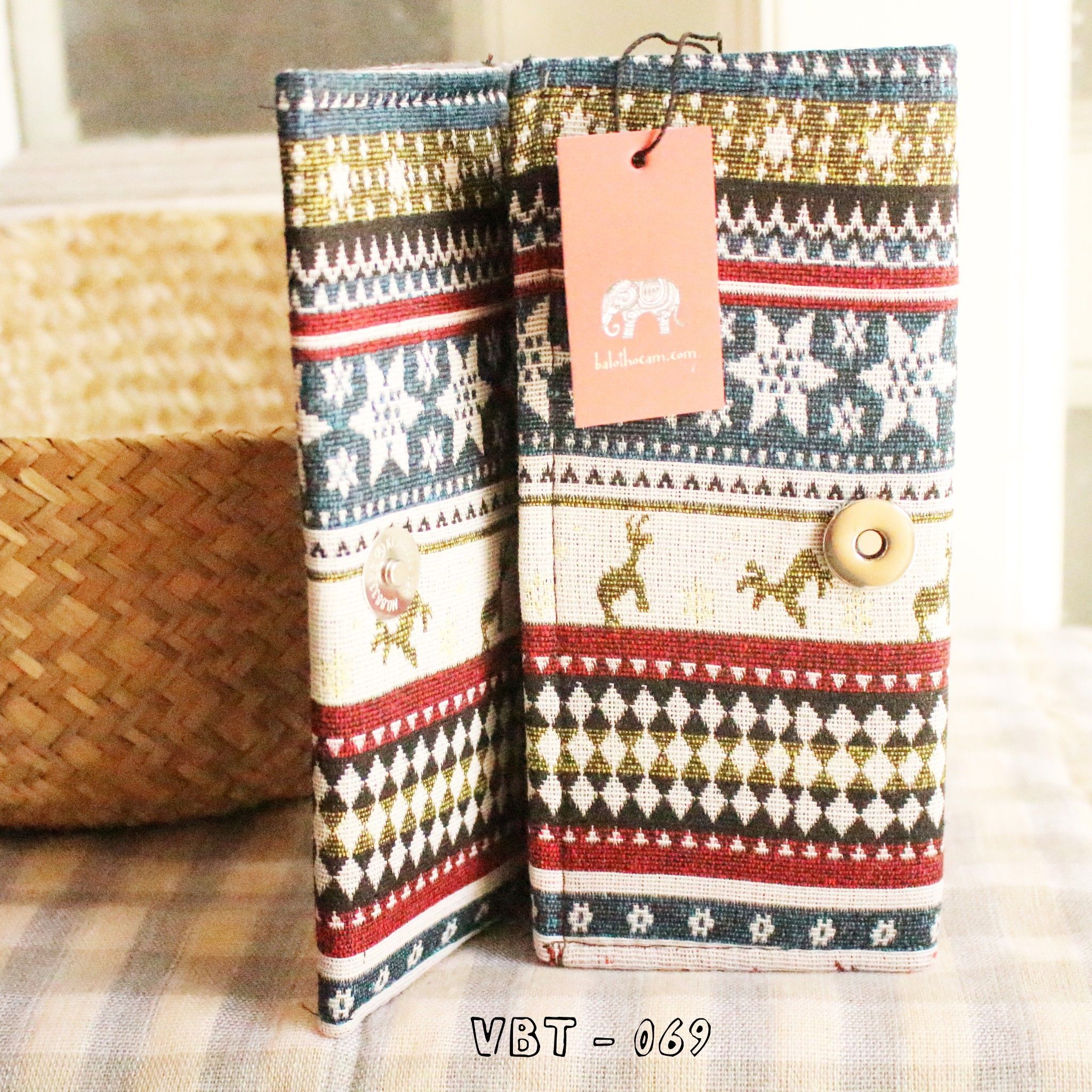 Ví Bấm Thổ Cẩm (VBT069)