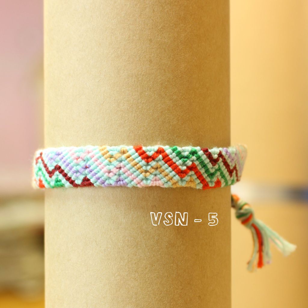 Vòng Thổ Cẩm Handmade Bản To (VSN5)