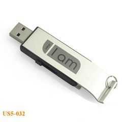 USB nhựa 32