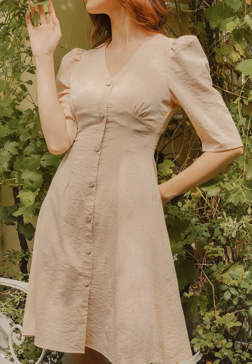 Đầm cổ V bản eo cao linen be