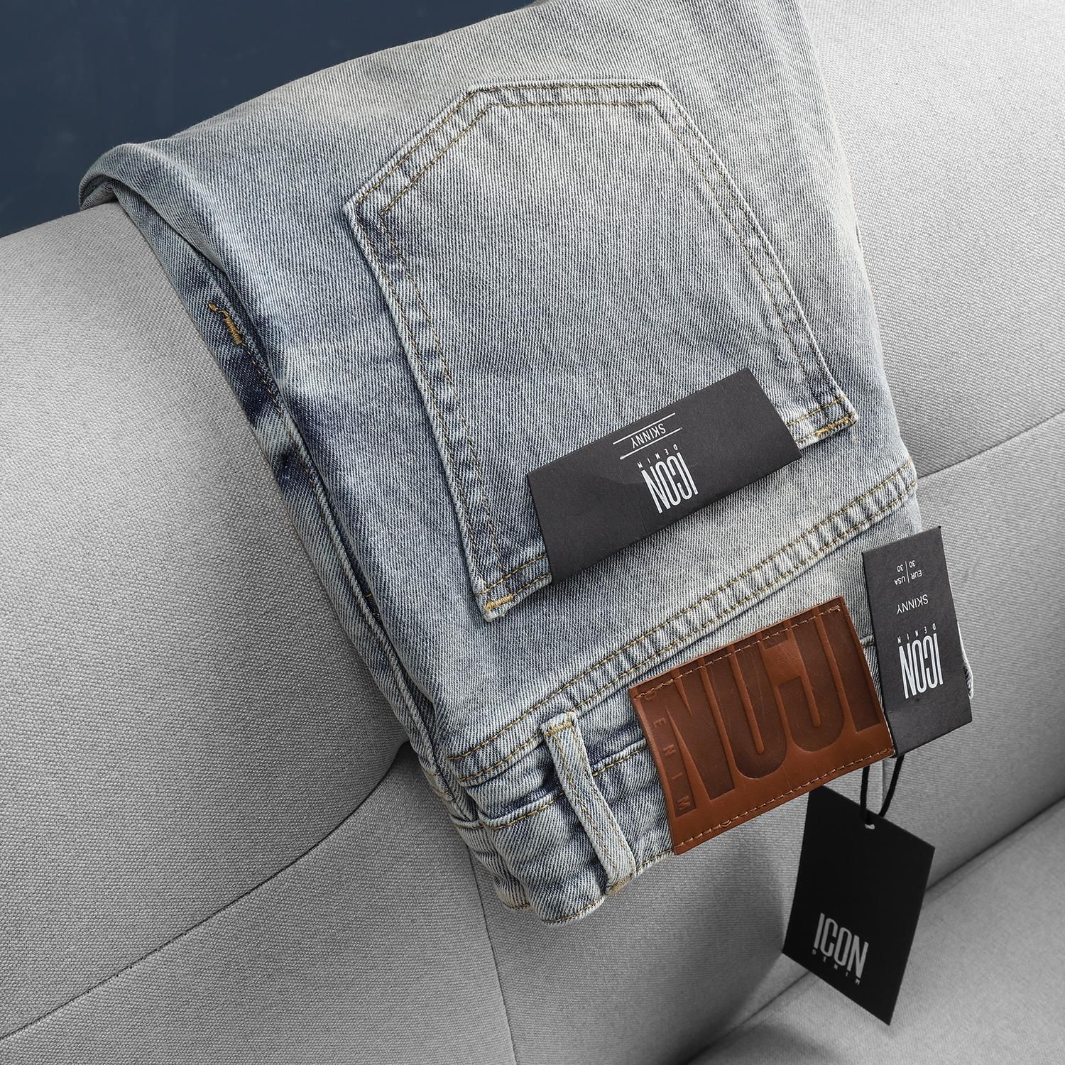 Quần jean ICON DENIM ripped w text