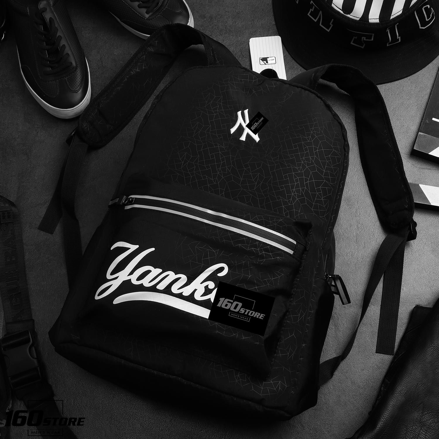 Balo M.L.B N.Y in black