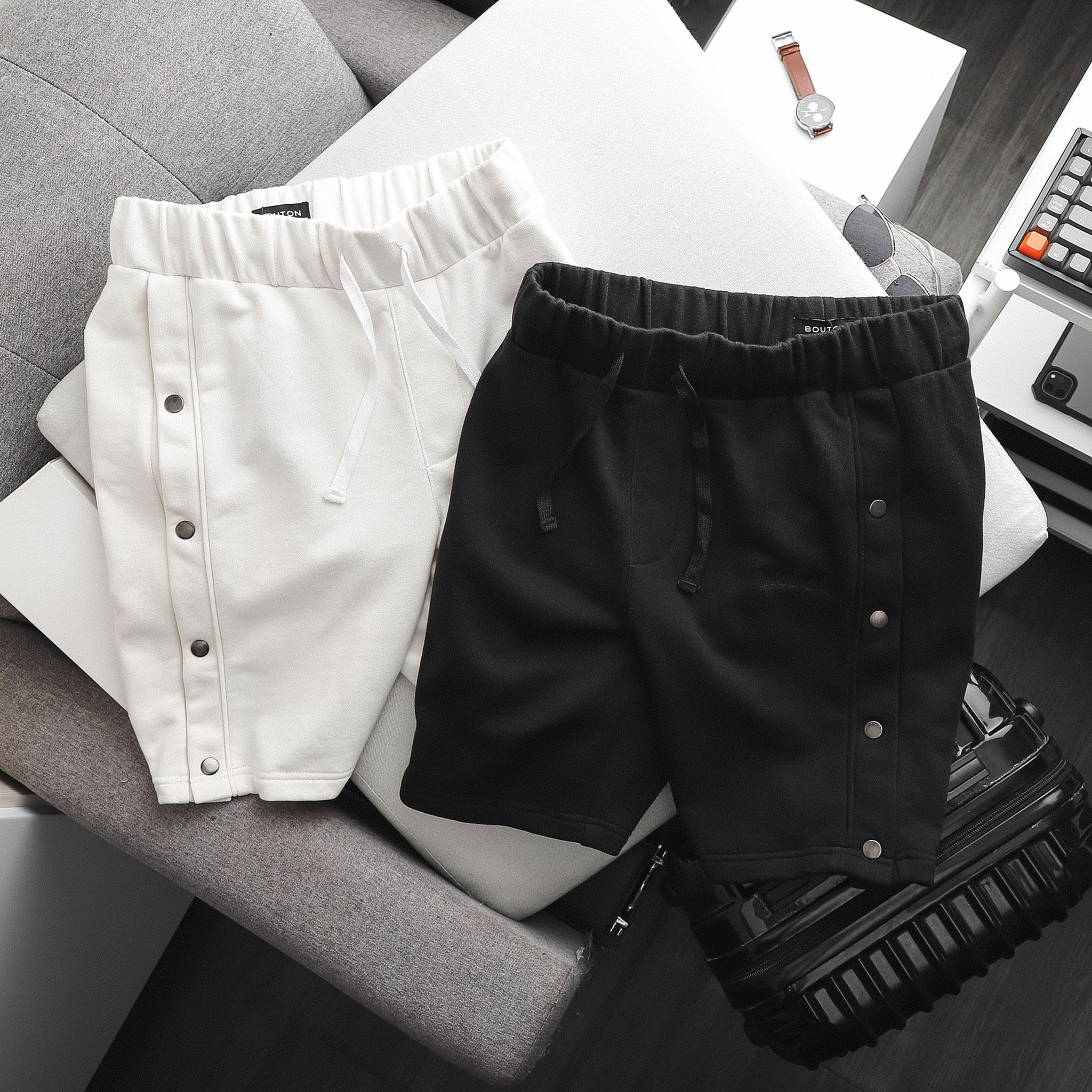 Quần short BOUTON phối nút