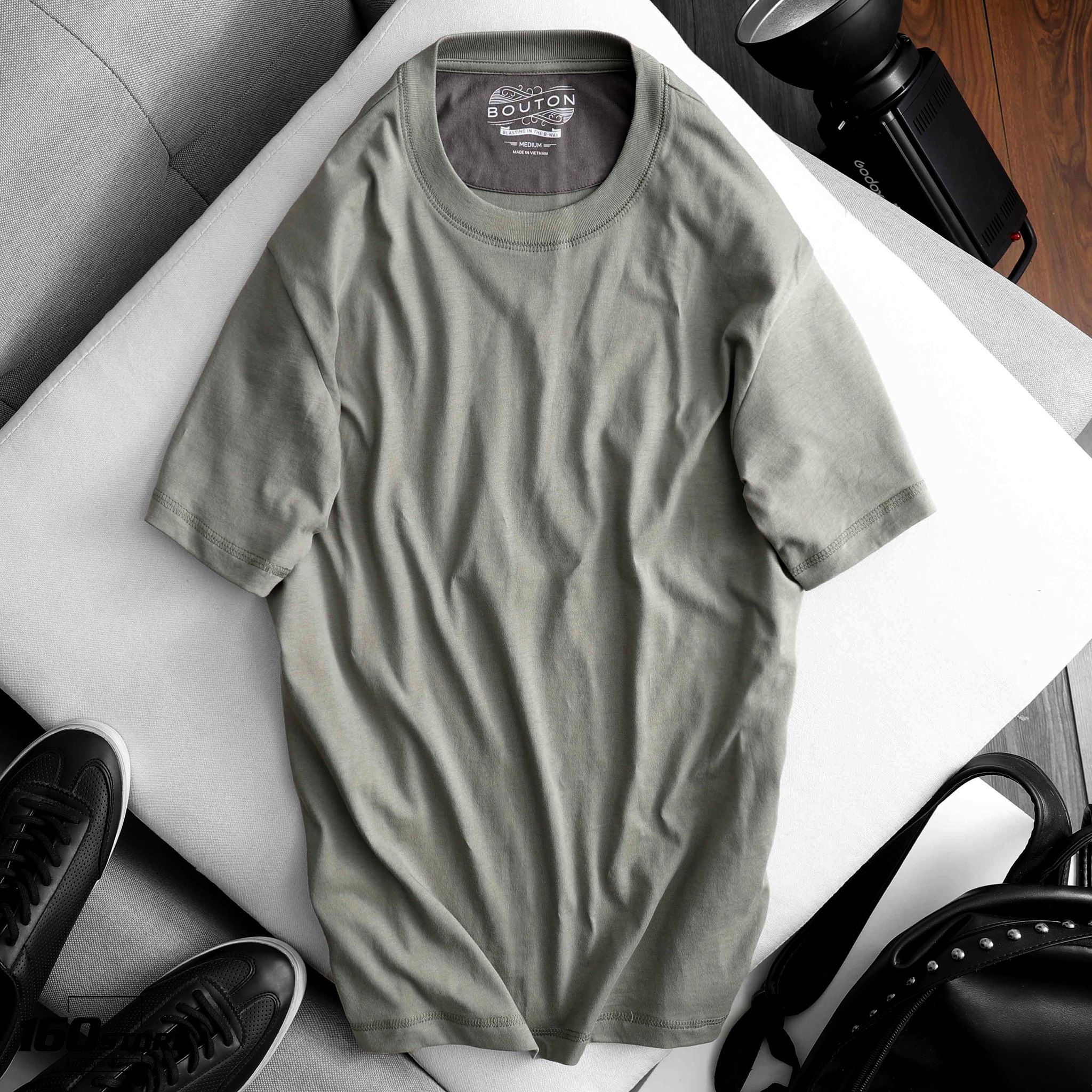 Áo thun BOUTON vintage basic