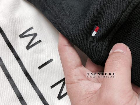 T0MMY Crew Neck Sweatshirt