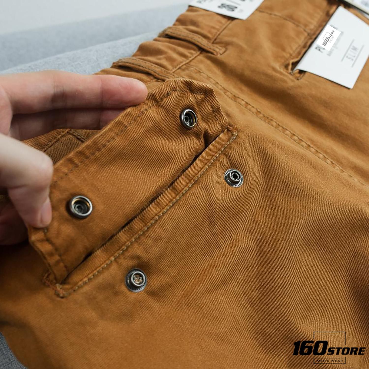 Quần short P.B with chain