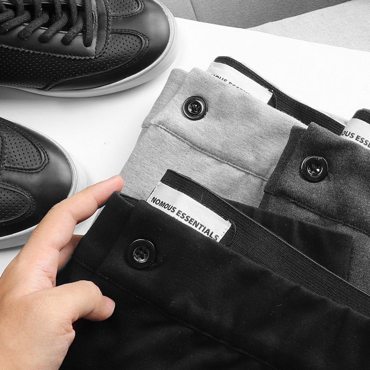 Quần jogger NOMOUS ESSENTIALS