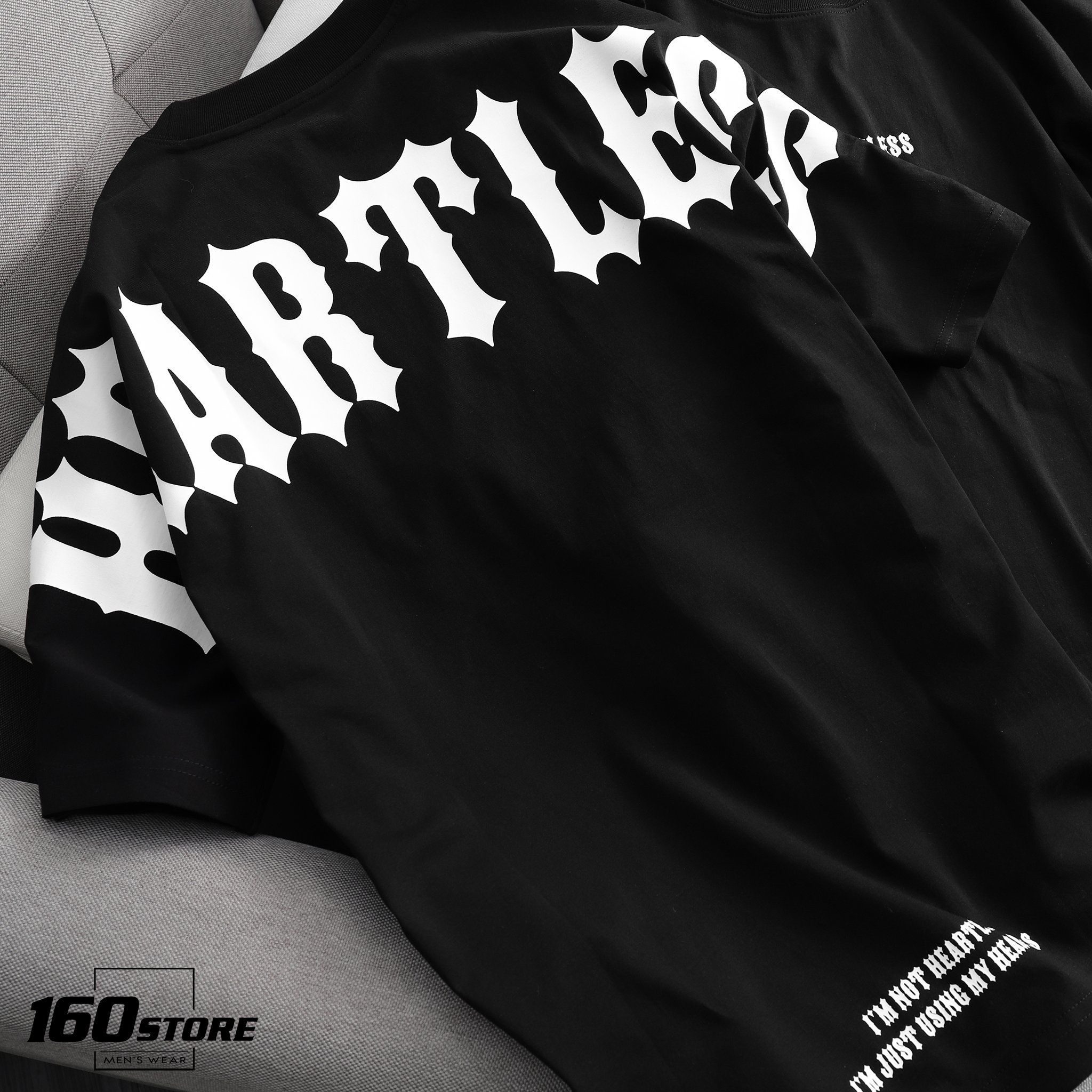 Áo thun BOUTON HEARTLESS ss21