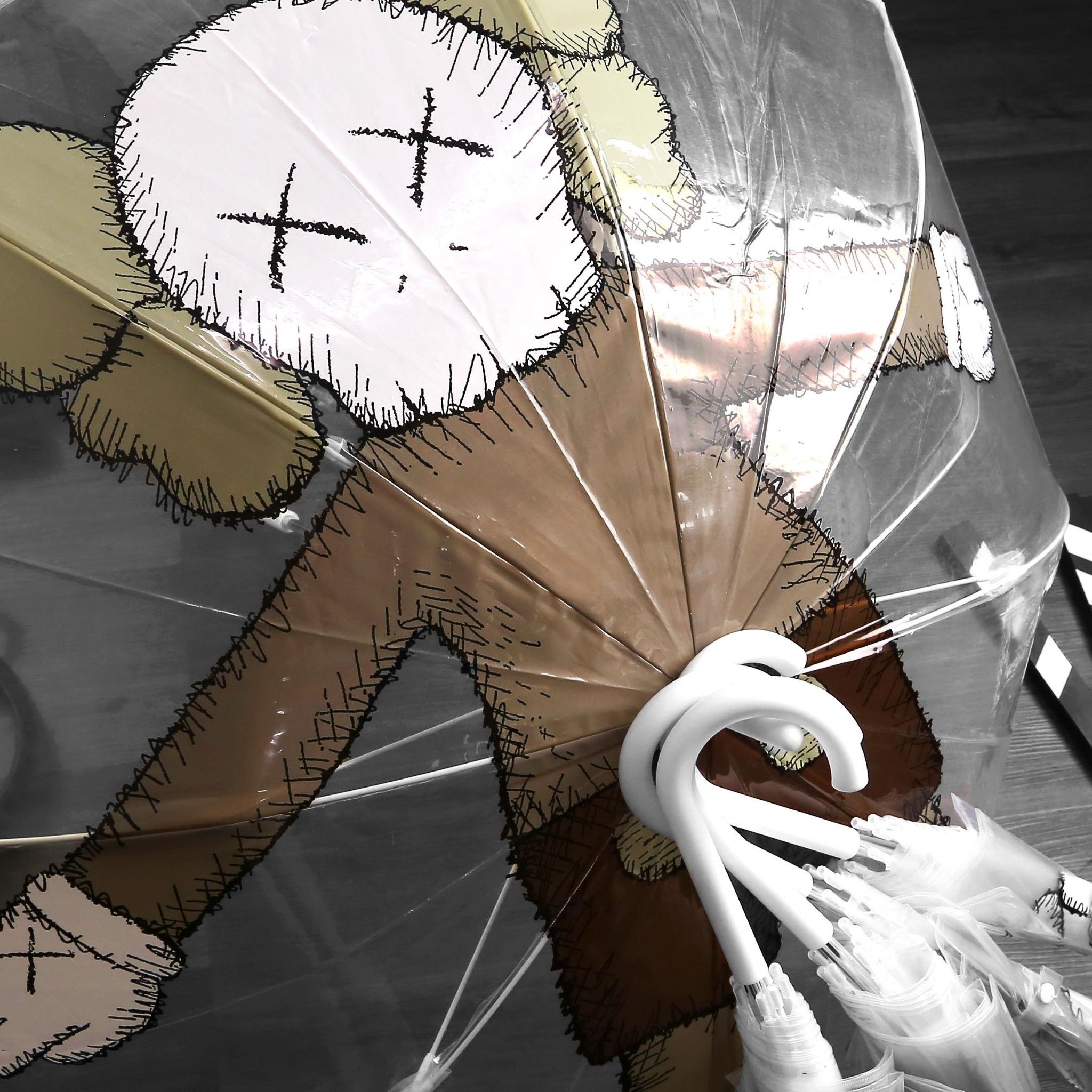 Dù KAW.S