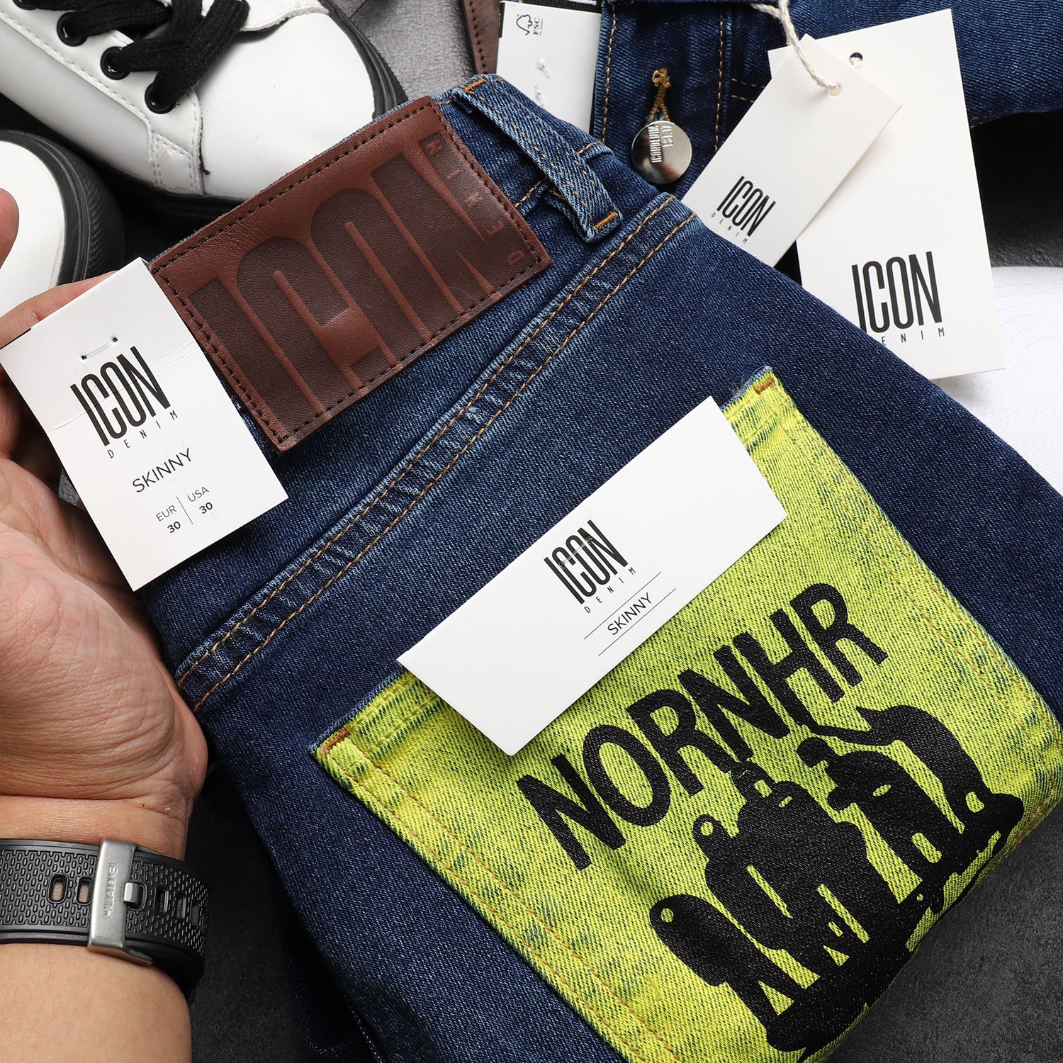 Quần shorts jean ICON DENIM back print