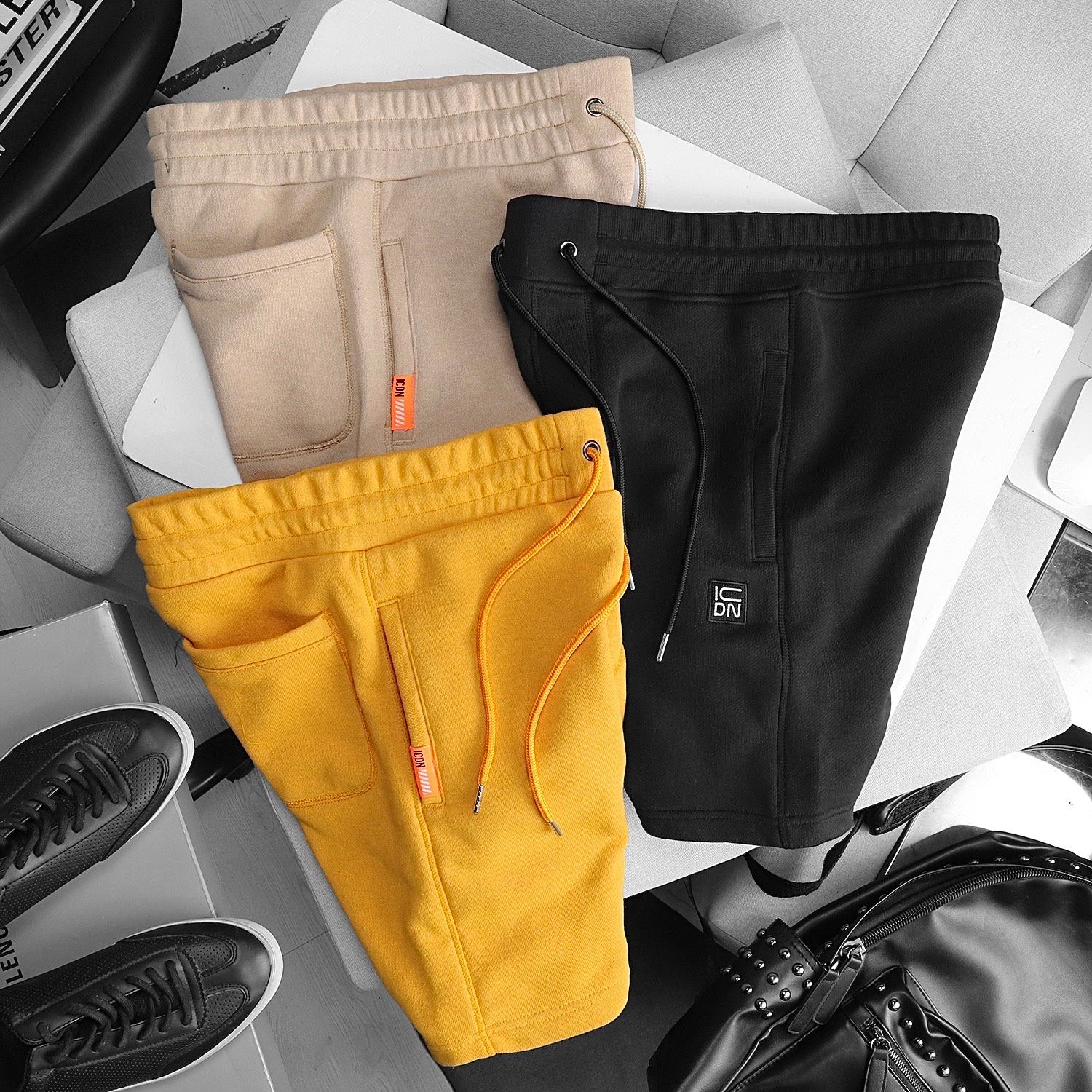 Quần short nỉ ICON DENIM
