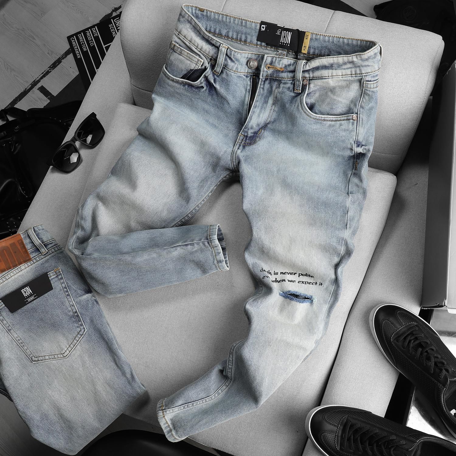 Quần jean ICON DENIM ripped w text