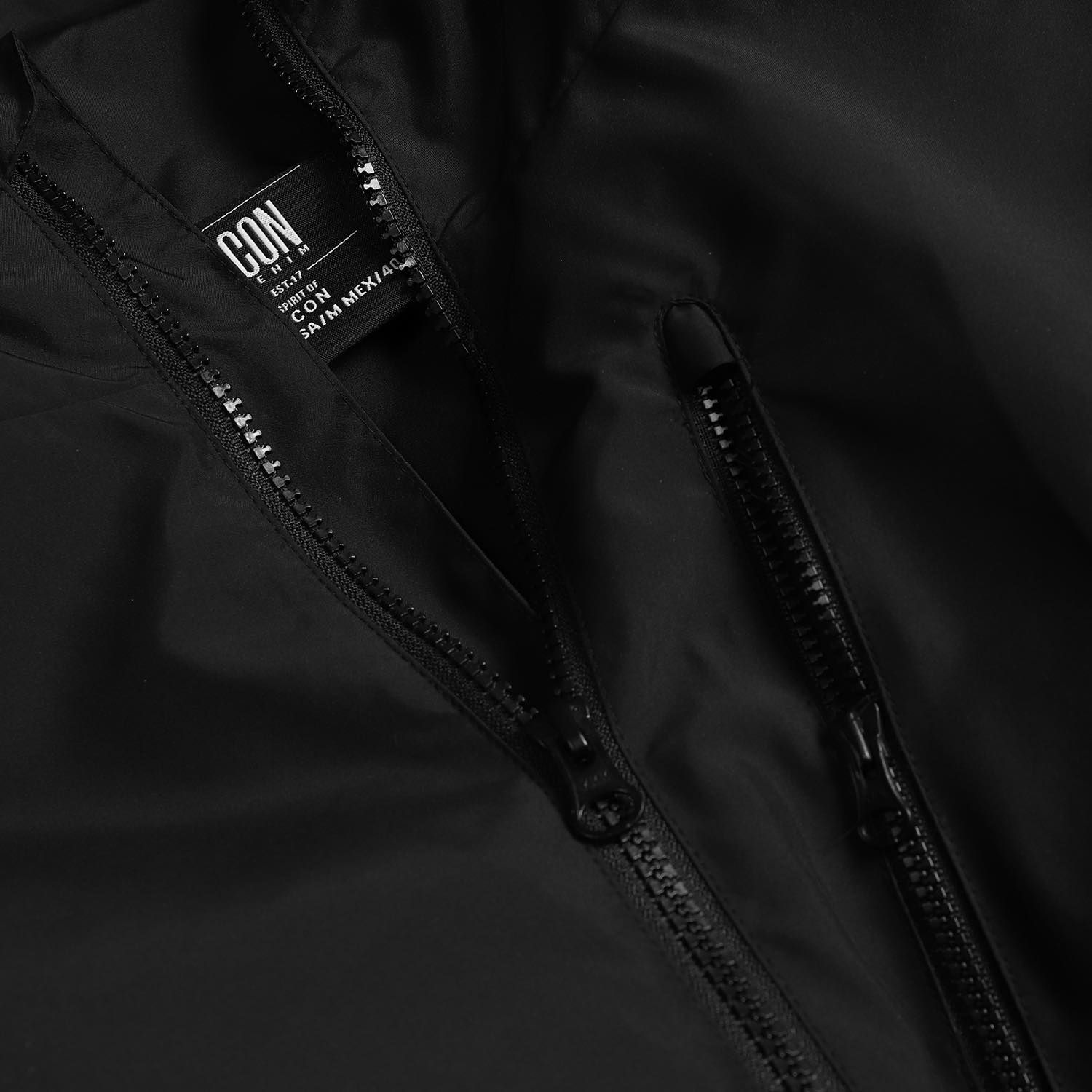 Áo khoác ICON DENIM Windrunner