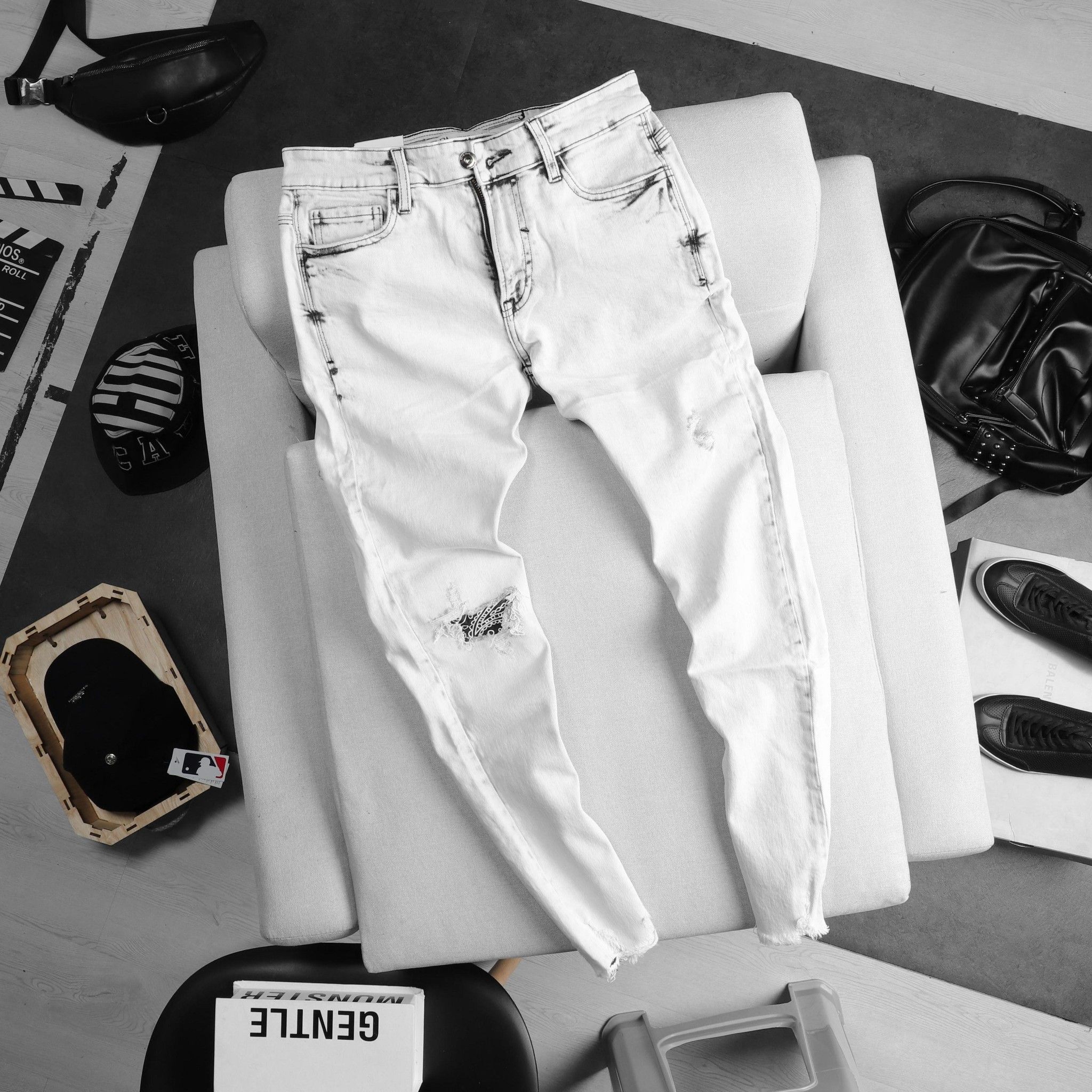 Quần jean ZRA ripped skinny