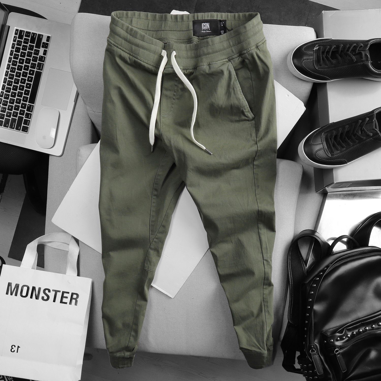 Quần jogger kaki ICON DENIM