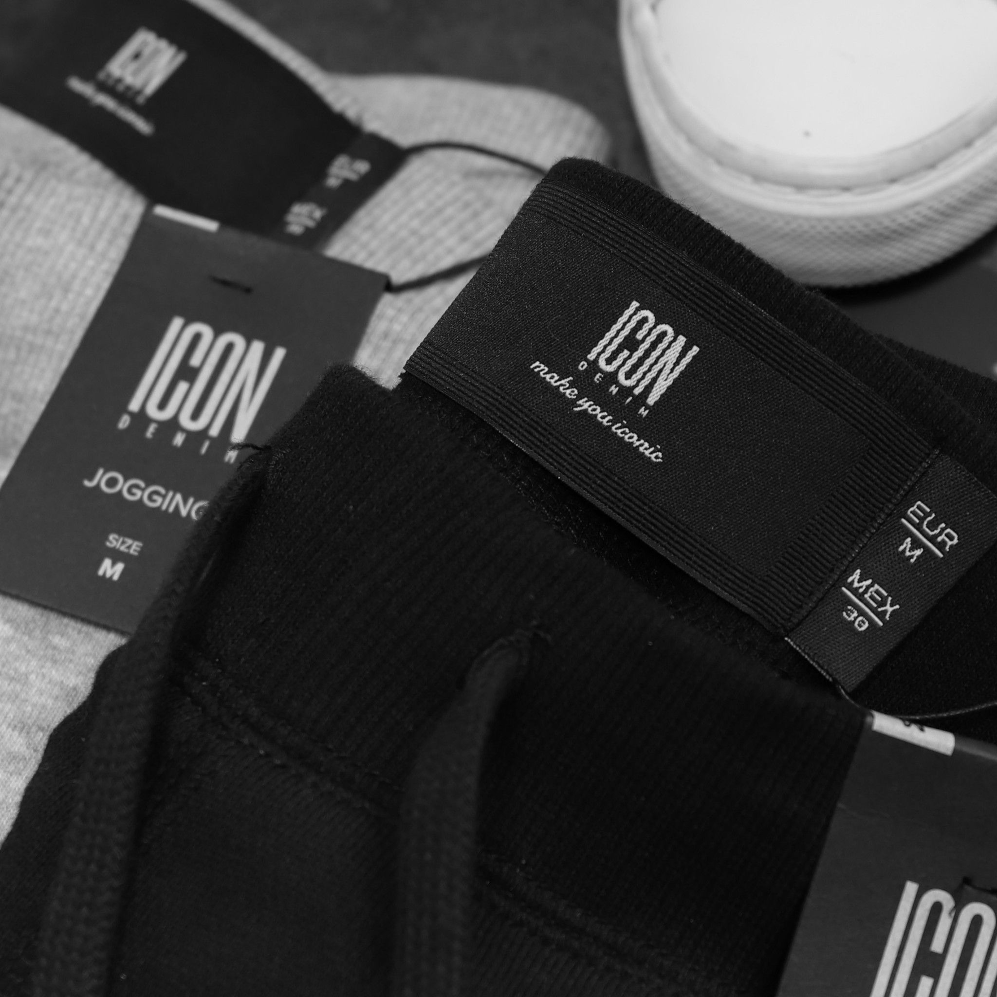 Quần jogger ICON DENIM