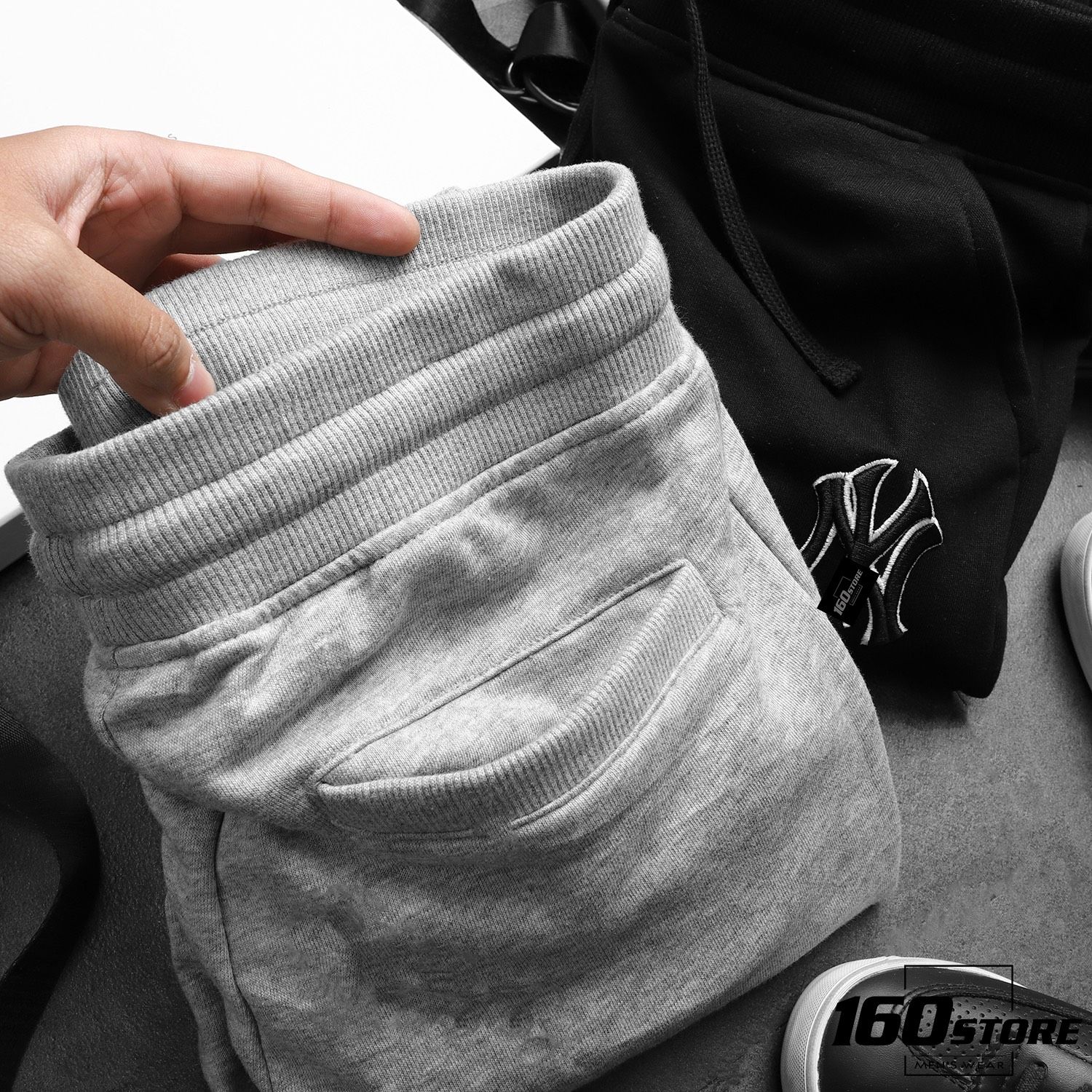 Quần jogger M.L.B N.Y