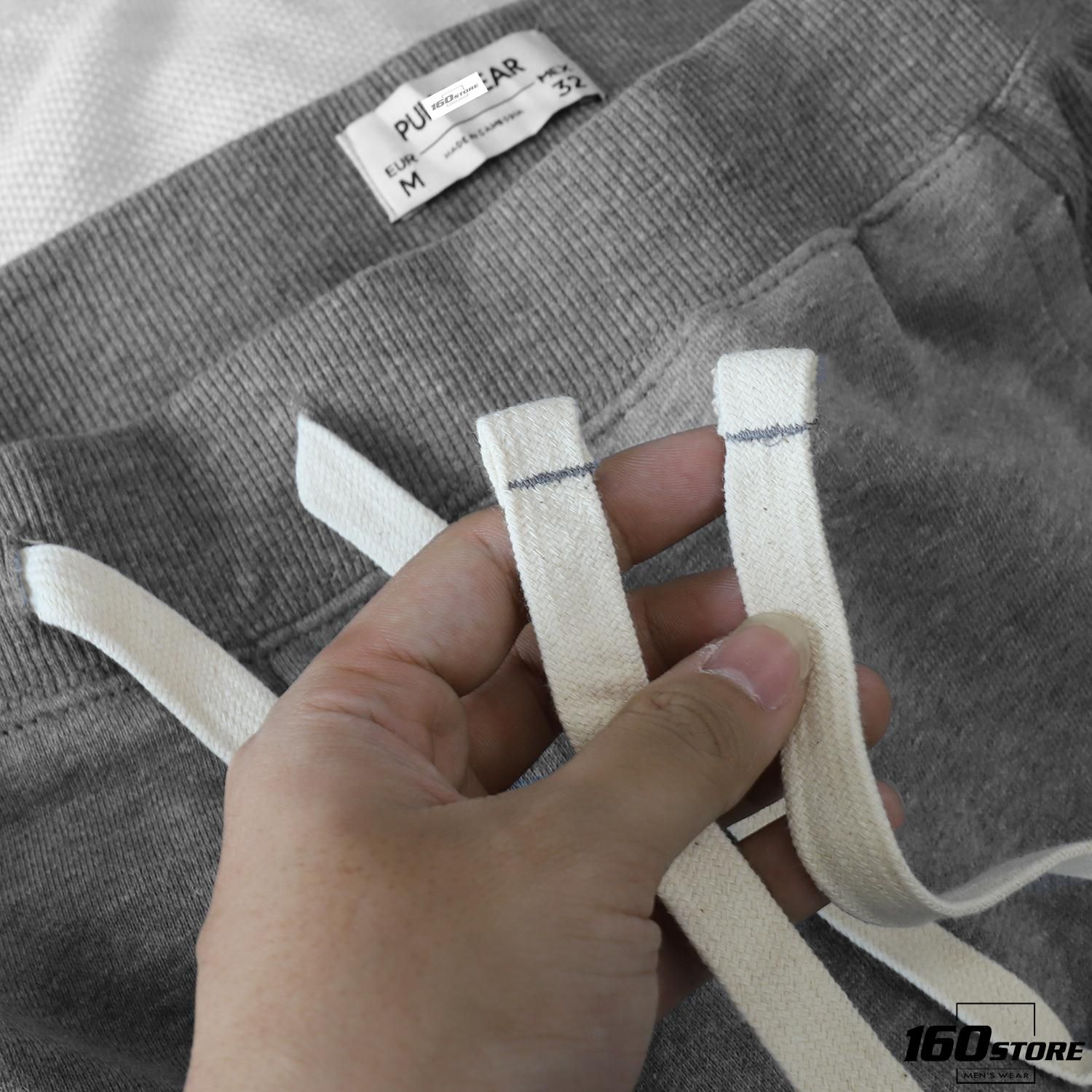 Quần short nỉ P.B