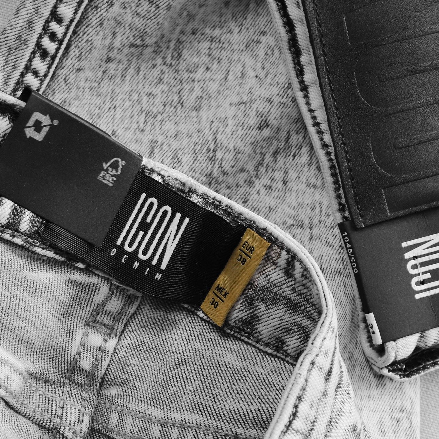 Quần Jean Icon Denim Grey Ripped Skinny