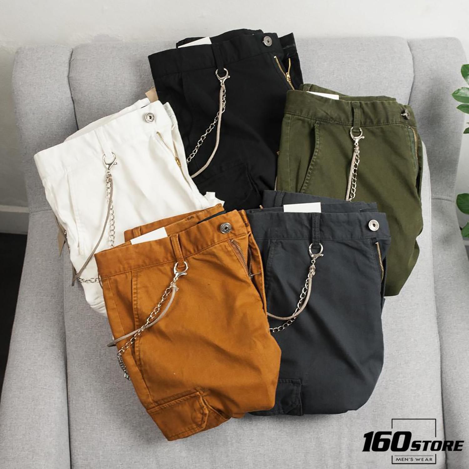 Quần short P.B with chain