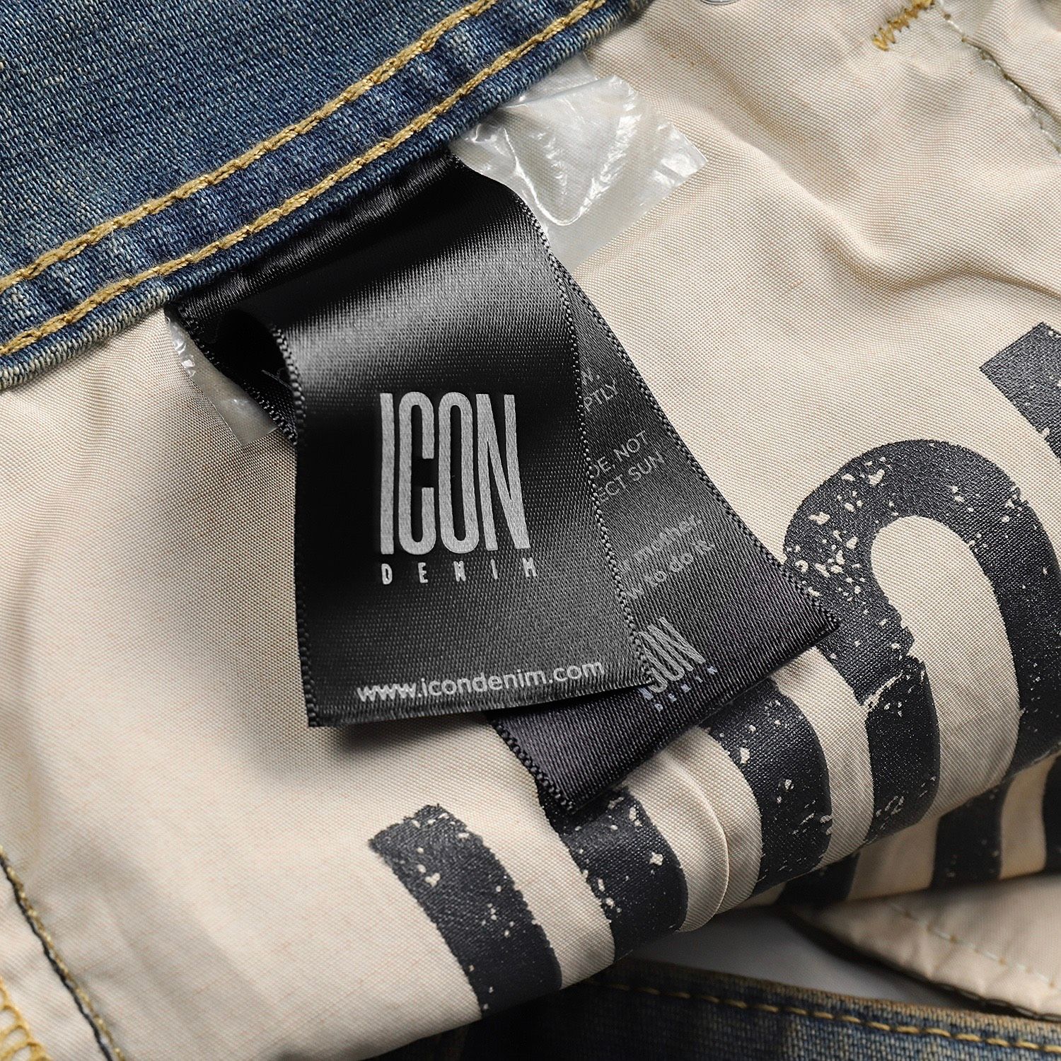 Quần short jean ICON DENIM slim