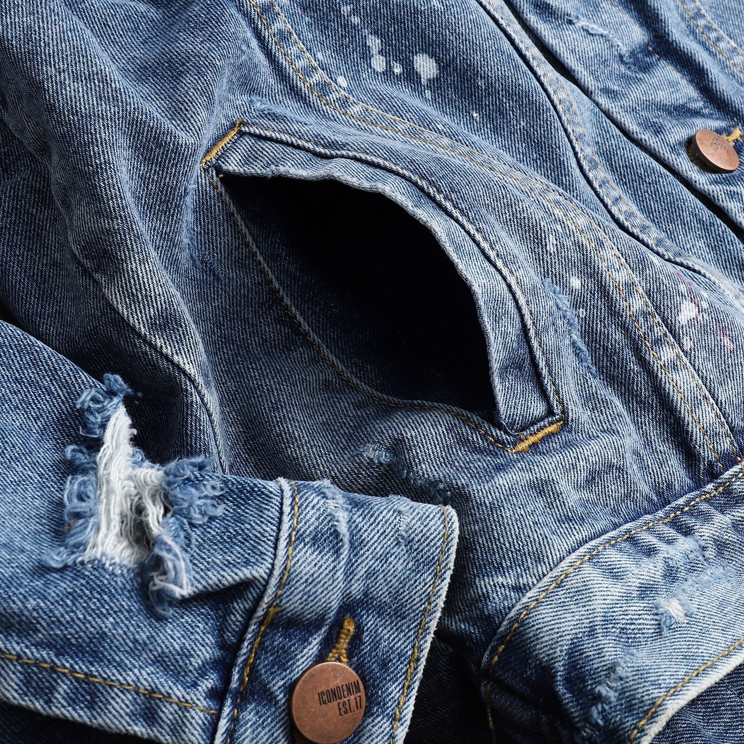 Áo khoác ICON DENIM rách vẩy sơn