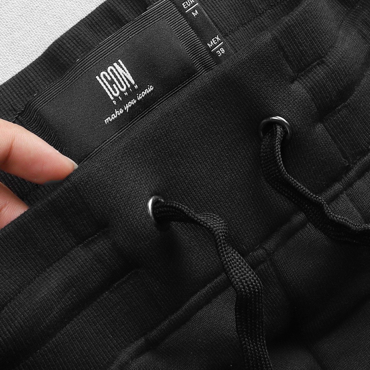 Quần jogger ICON DENIM stripe
