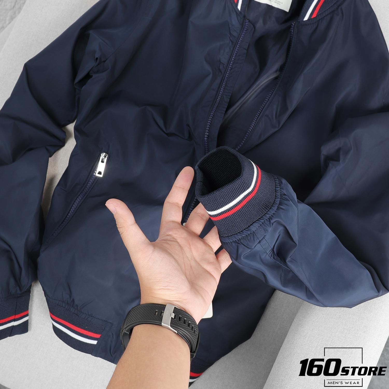 Áo khoác bomber M.N.G phối sọc