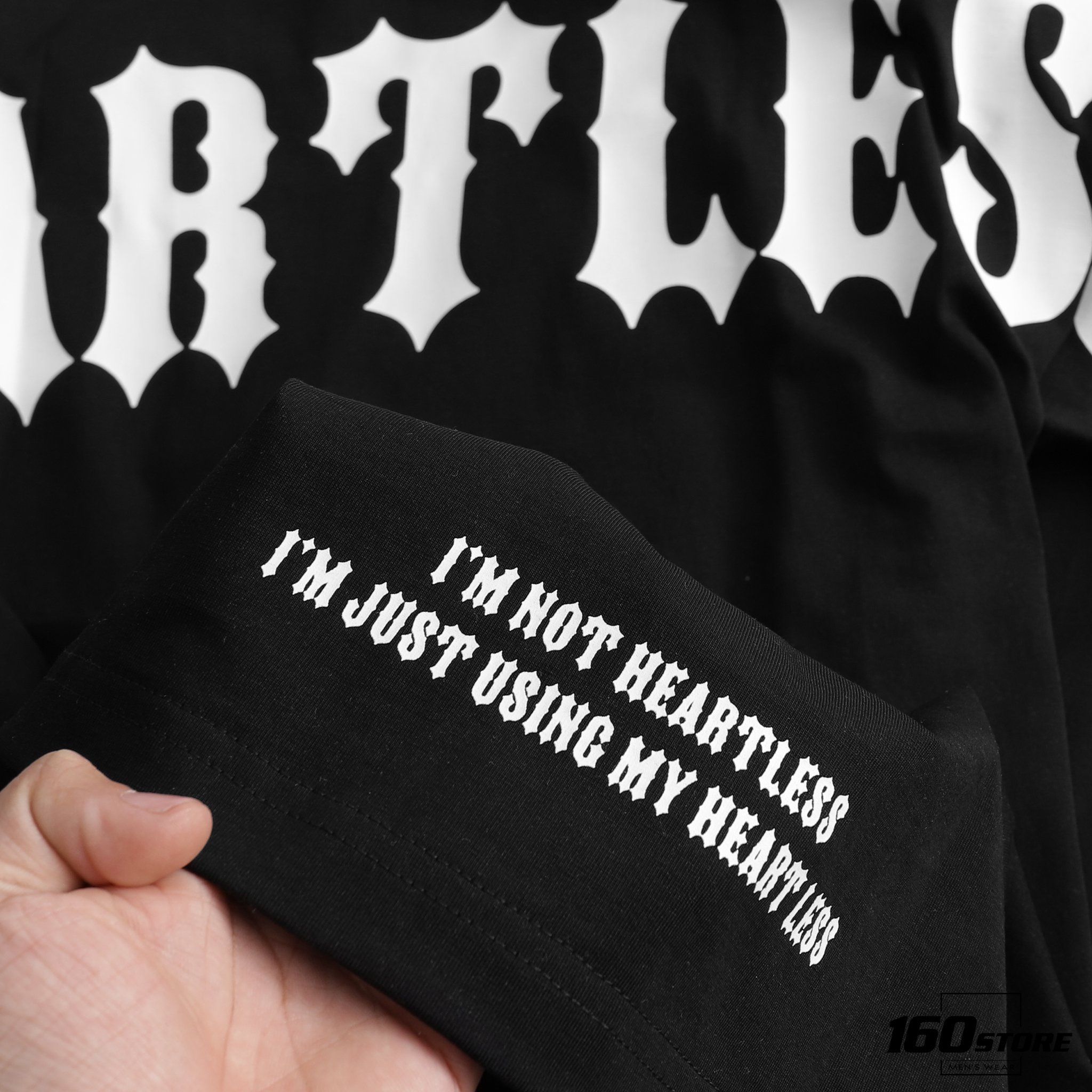Áo thun BOUTON HEARTLESS ss21