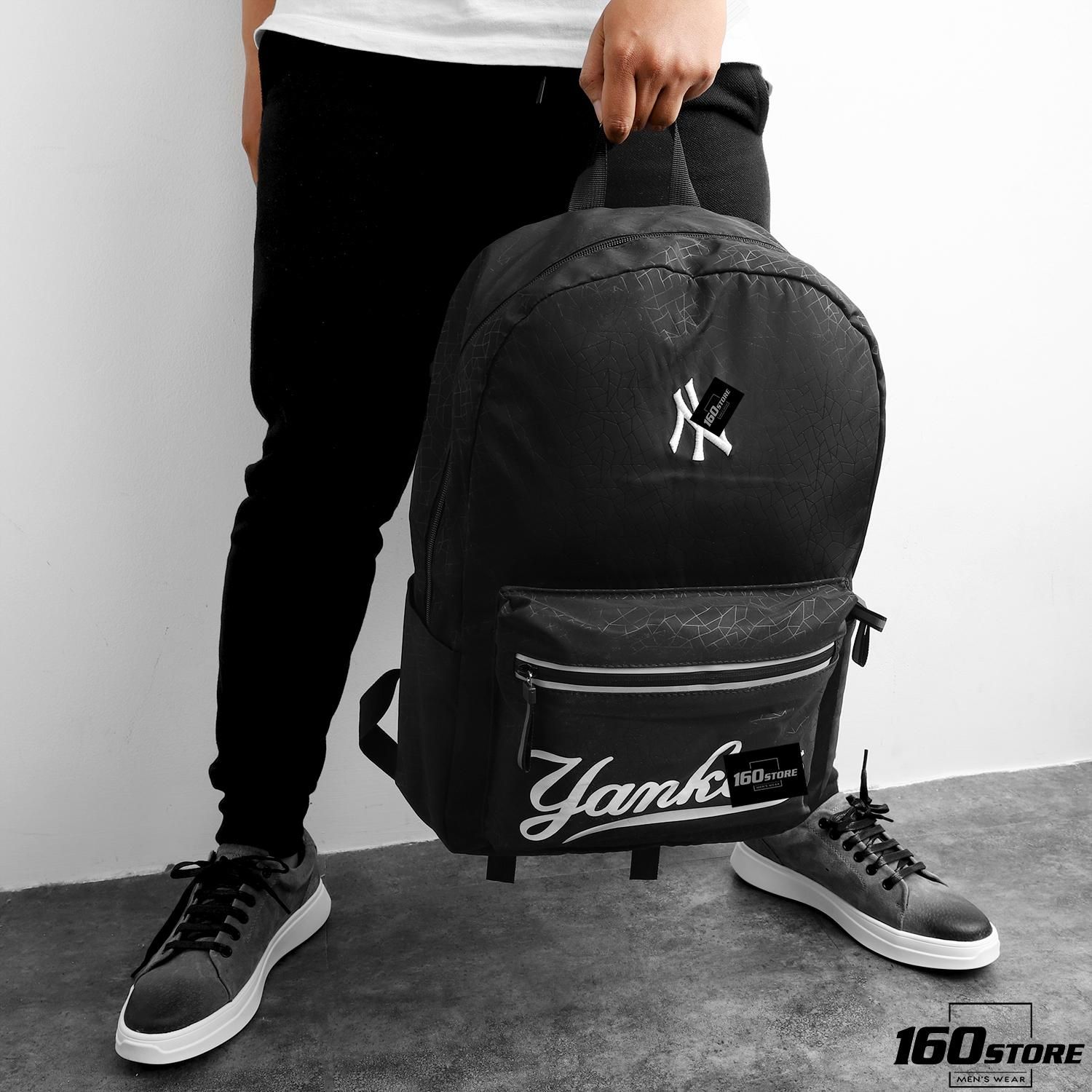 Balo M.L.B N.Y in black
