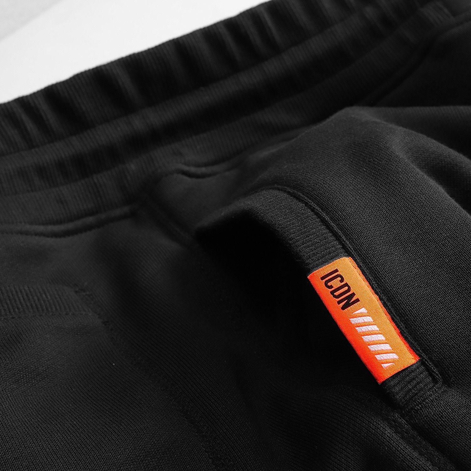 Quần short nỉ ICON DENIM