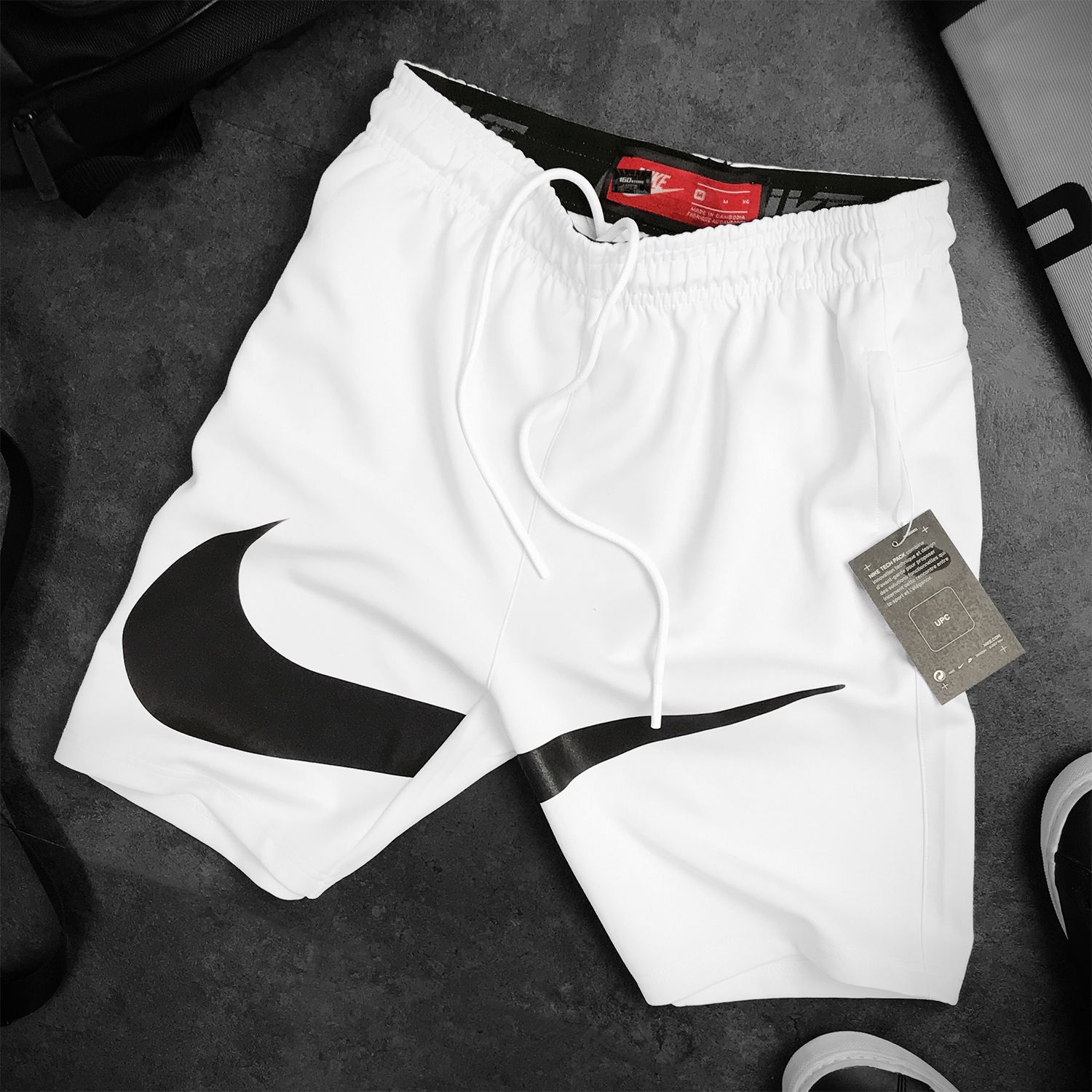 NlKE Logo Shorts