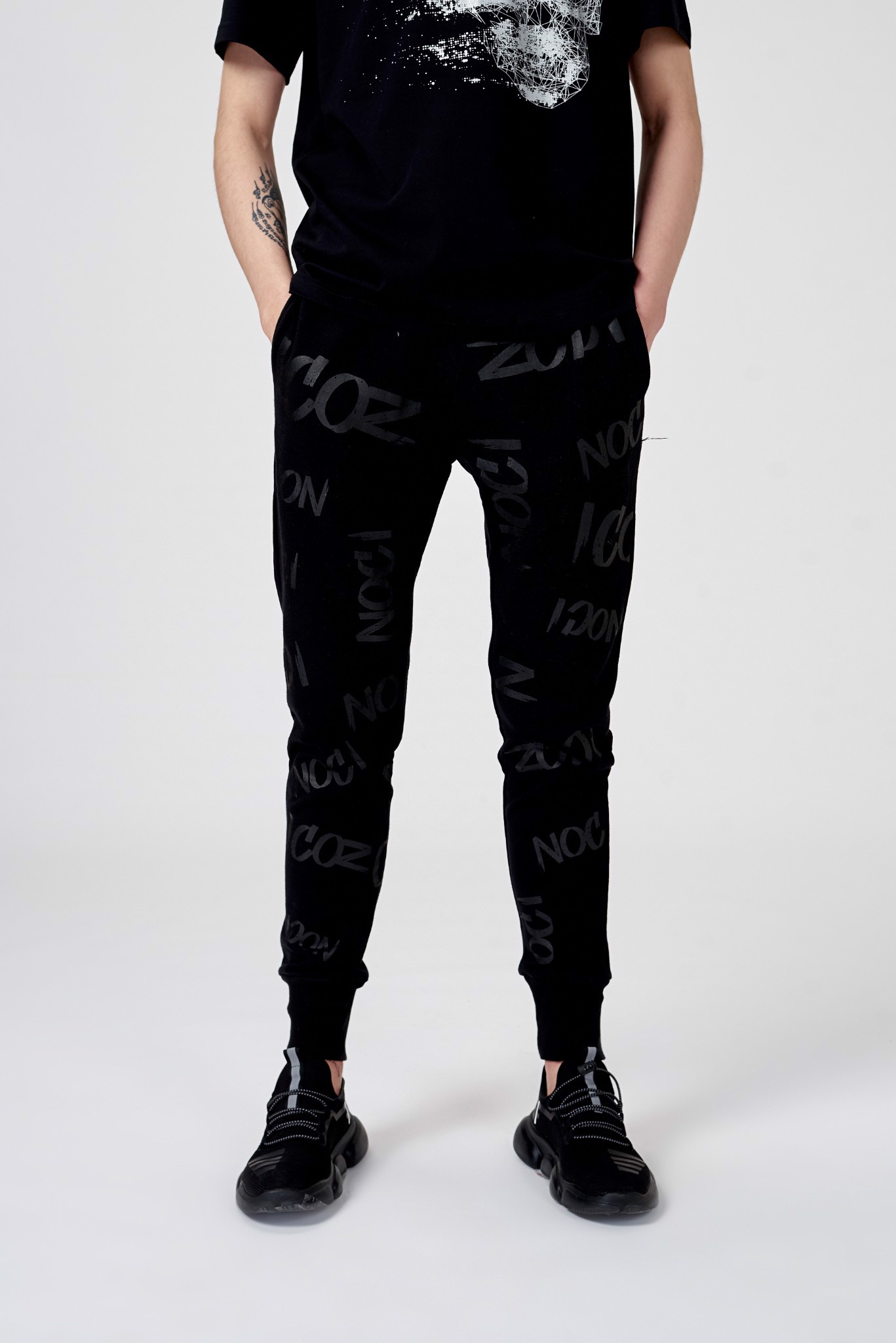 Quần jogger ICON DENIM Dynamic