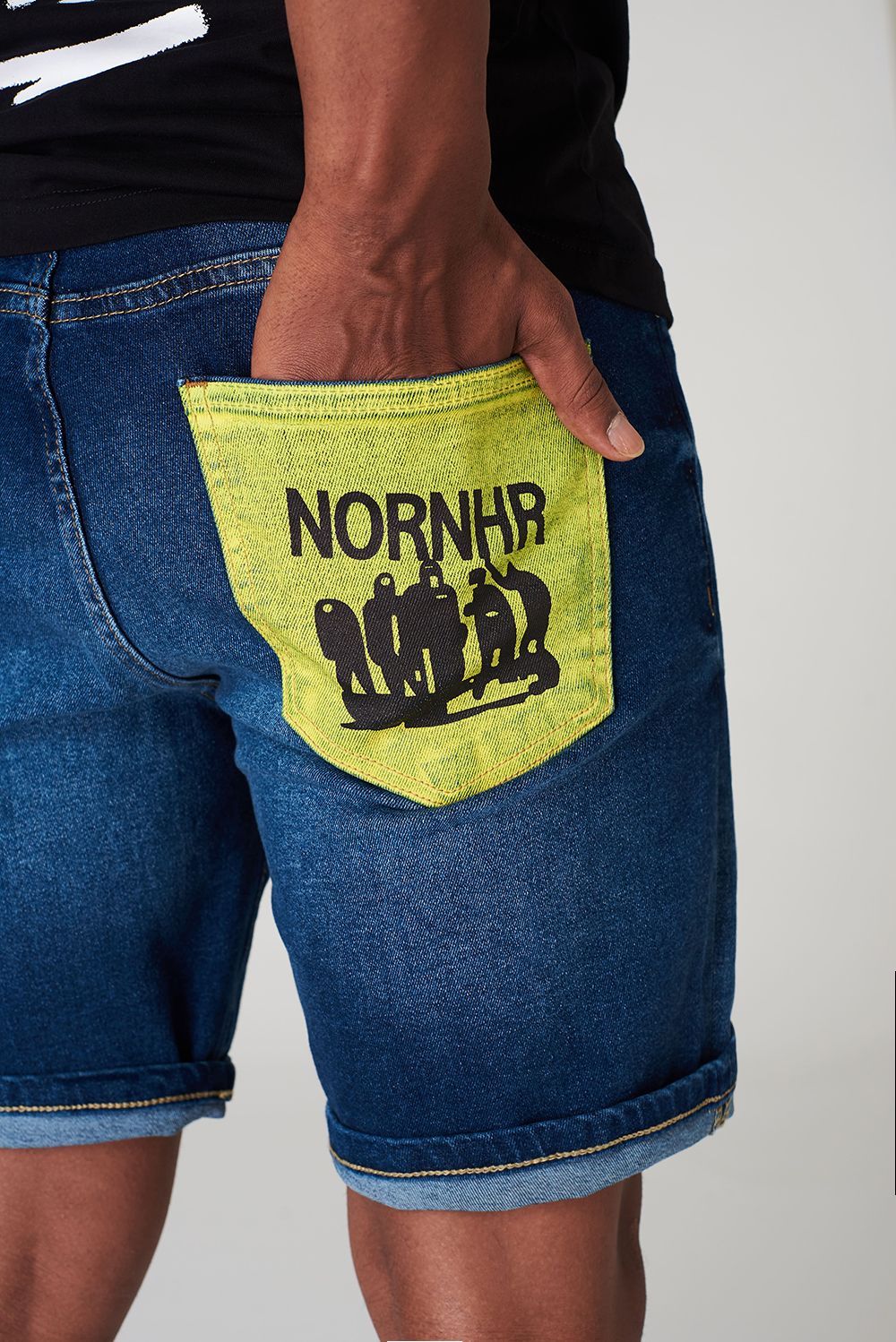 Quần shorts jean ICON DENIM back print