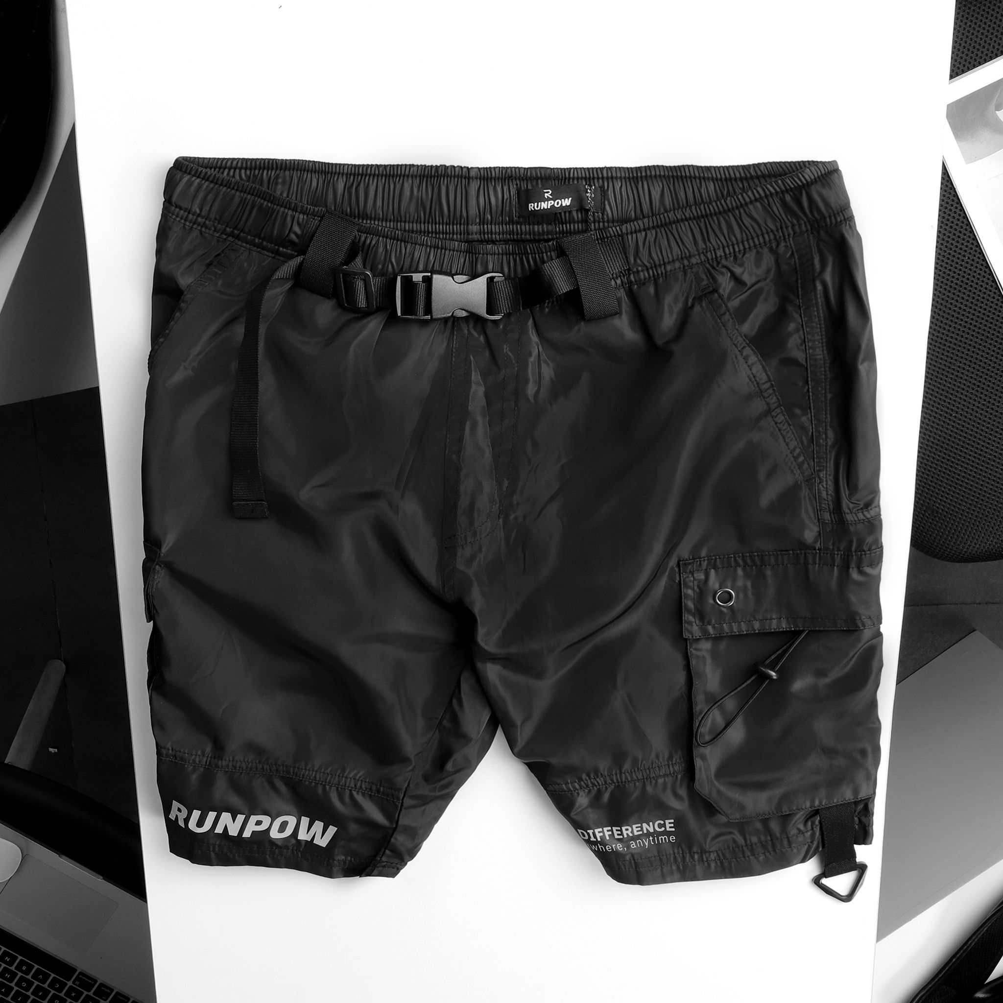 Quần short RUNPOW cargo ss20