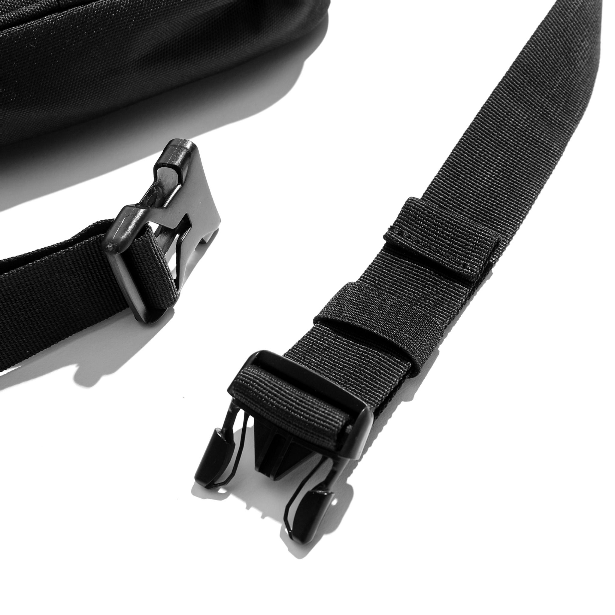 Túi Đeo Chéo BOUTON Black