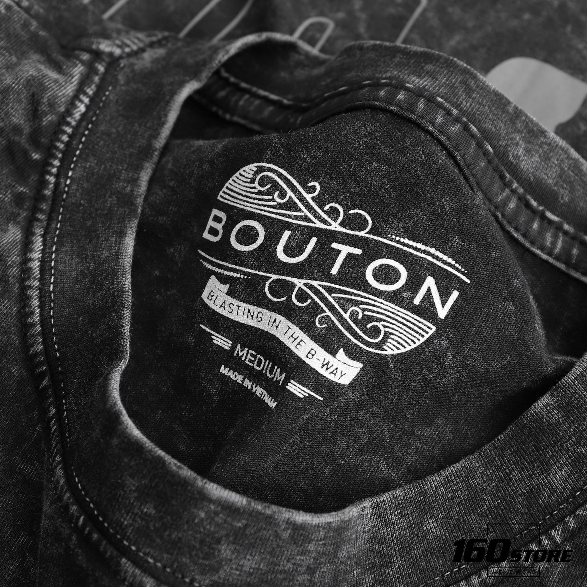Áo thun BOUTON Rick & M.ty acid wash