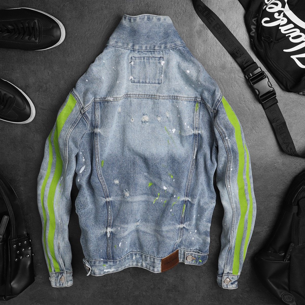 Áo khoác ICON DENIM wash vẩy sơn