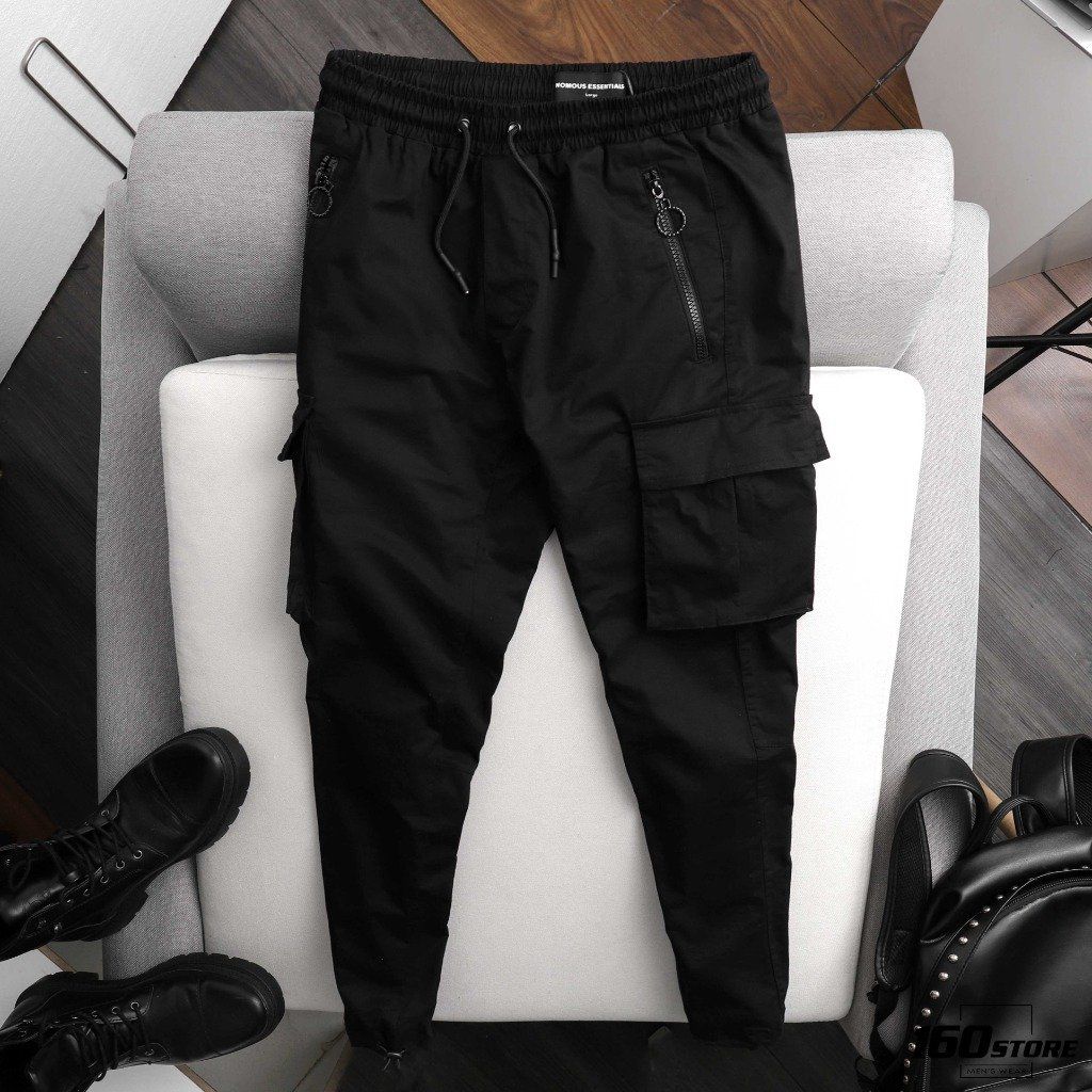 Quần jogger NOMOUS ESSENTIALS túi hộp