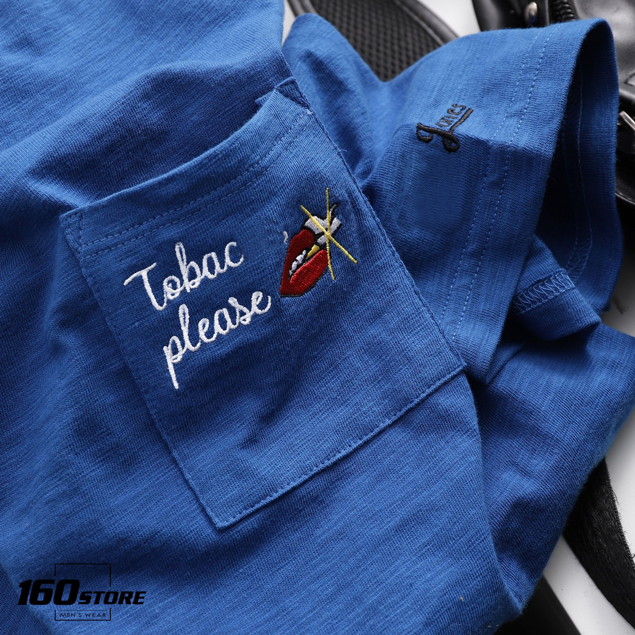 Áo thun J.J túi phối sticker embroidery