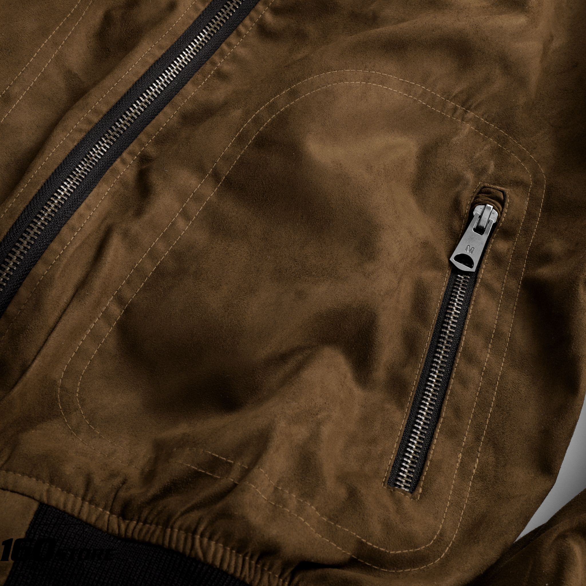 Áo khoác bomber M.N.G suede