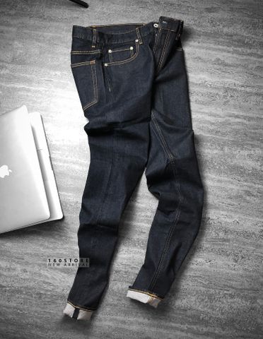G.U SKINNY JEANS