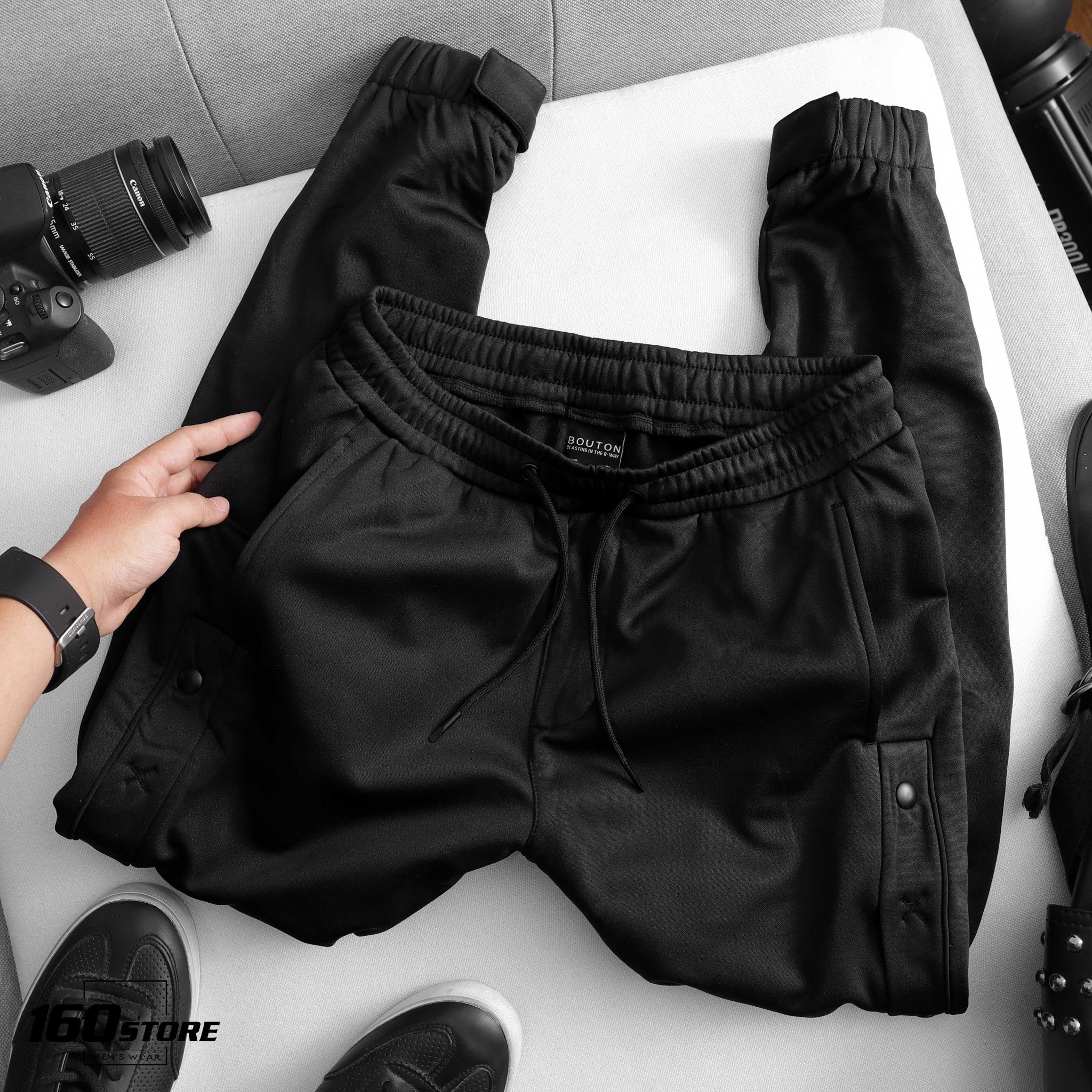 Quần jogger BOUTON phối nút