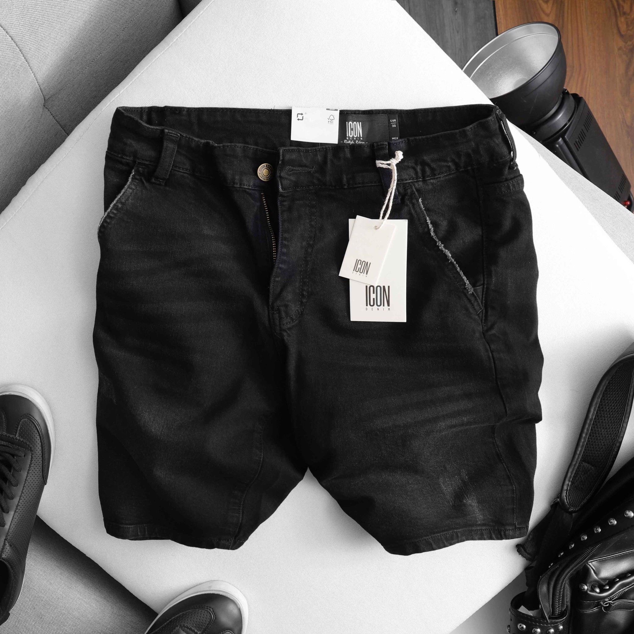 Quần short jeans ICON DENIM wash
