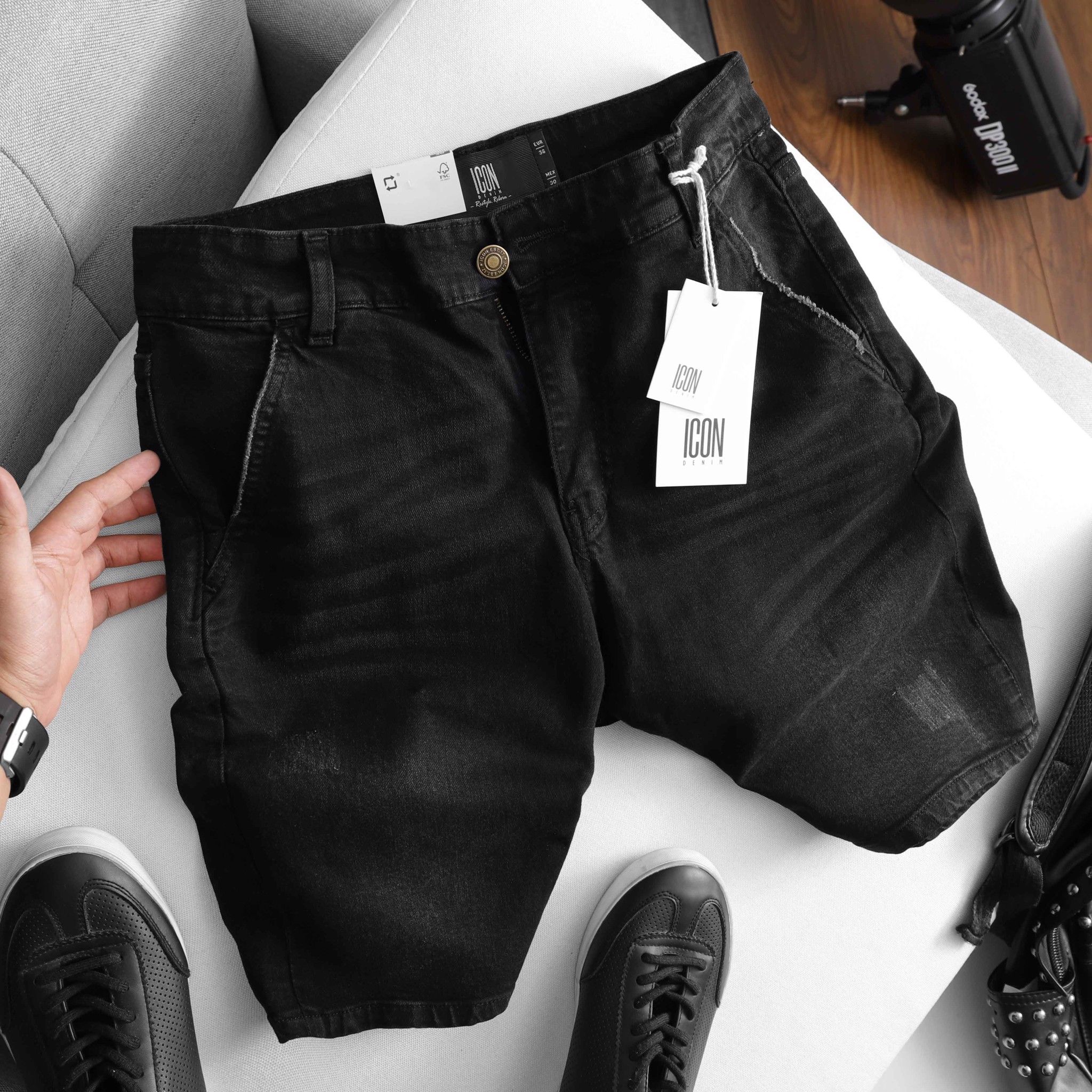 Quần short jeans ICON DENIM wash
